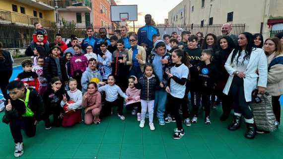 Napoli Est, nuovo playground: taglio del nastro con i giocatori del Napoli Basket