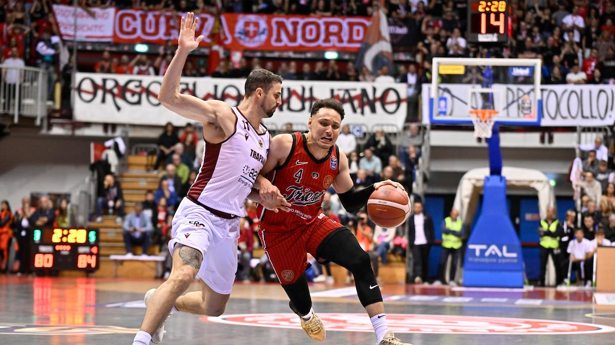 Colbey Ross fa il punto in casa Pallacanestro Trieste e in direzione Napoli