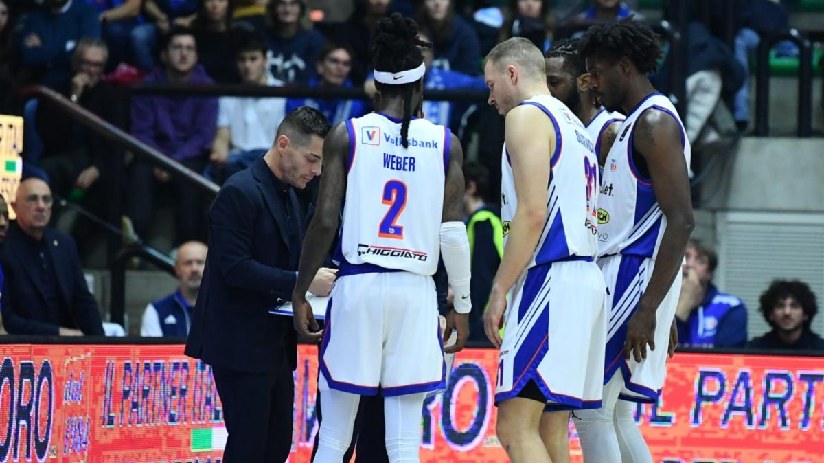 Treviso, Rossi su Trapani: «Senza Repesa e Alibegovic, ma giocatori di primissima fascia»