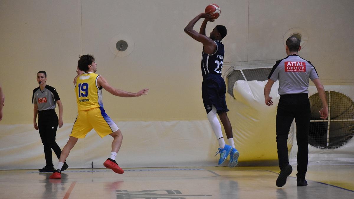 Serie B -  Sconfitta in casa del Golfo Piombino per la Luiss Roma