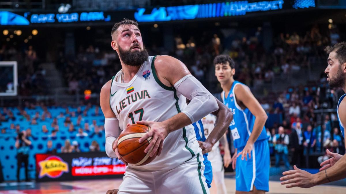 Jonas Valanciunas sul futuro: «Ho parlato con 3 squadre di EuroLeague...»