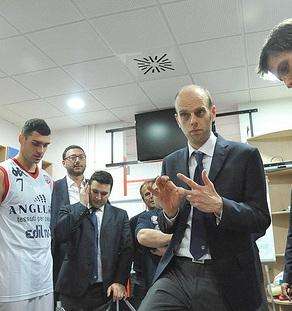 Massimo Cancellieri, head coach di Angelico Pallacanestro Biella