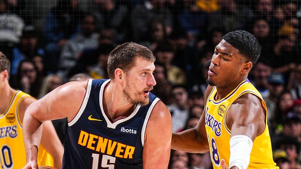 Denver parte a razzo e resiste al ritorno dei Lakers al termine di una sfida intensa