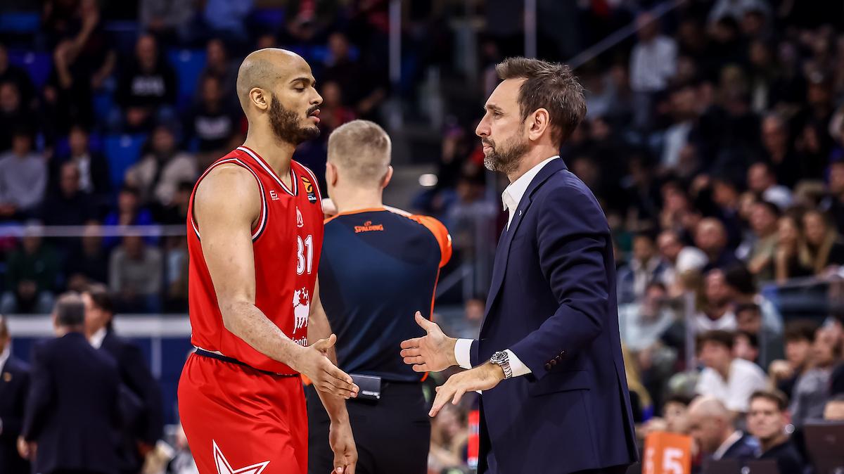 Olimpia, Peppe Poeta: «Il Fenerbahce ha la miglior organizzazione difensiva di tutta l’EuroLeague»