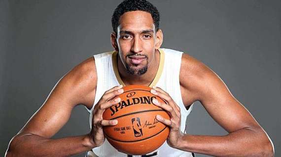 NBA - Fra Clippers e Pelicans trade con Johnson per Ajinça