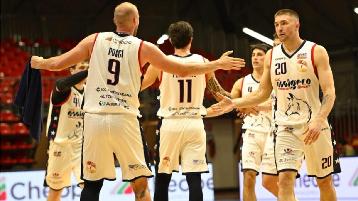 Serie B - L’Assigeco chiude con una sconfitta la stagione regolare: ora testa ai play-in