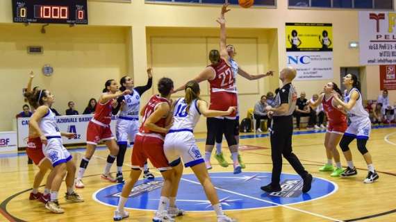 A2 F - La Bagalier Feba cede nel derby al Basket Girls Ancona