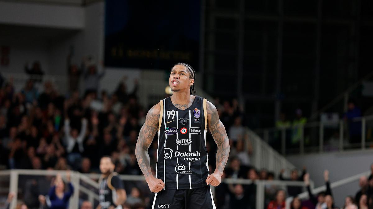 LIVE LBA | Trieste butta via tutto dal +20, Battle è l'eroe di serata per Trento