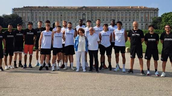 Serie B - Paperdi Juvecaserta: allenamento nel parco della Reggia