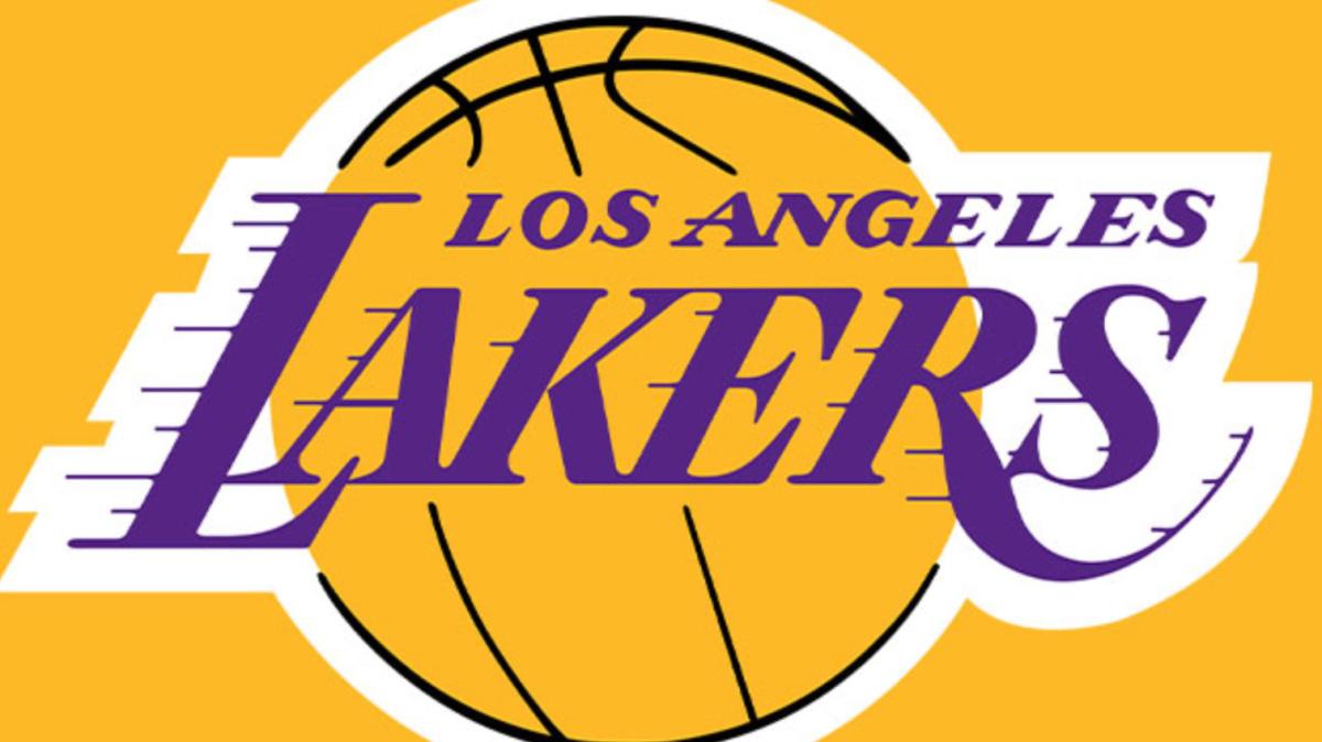 Lakers, LeBron James non replica sul caso Buss: «Non mi interessano gli articoli»