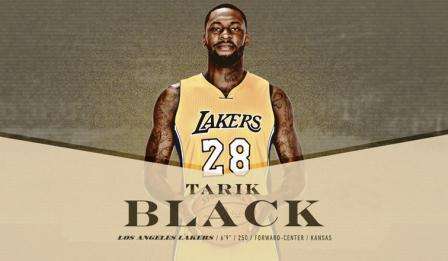 NBA - I Lakers confermano il centro Tarik Black