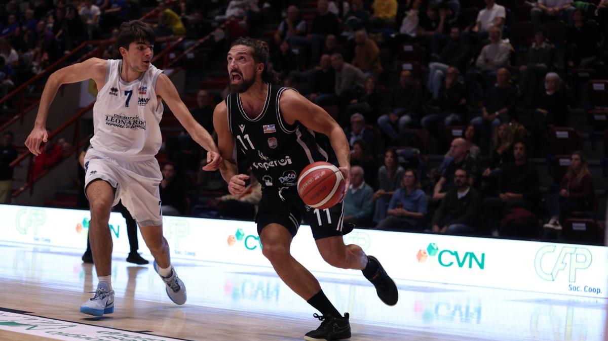 Serie B - Paperdi Caserta si impone con decisione in casa del Dany Quarrata