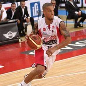 Roma supera Siena, Varese la spunta a Caserta, Venezia asfalta Pesaro