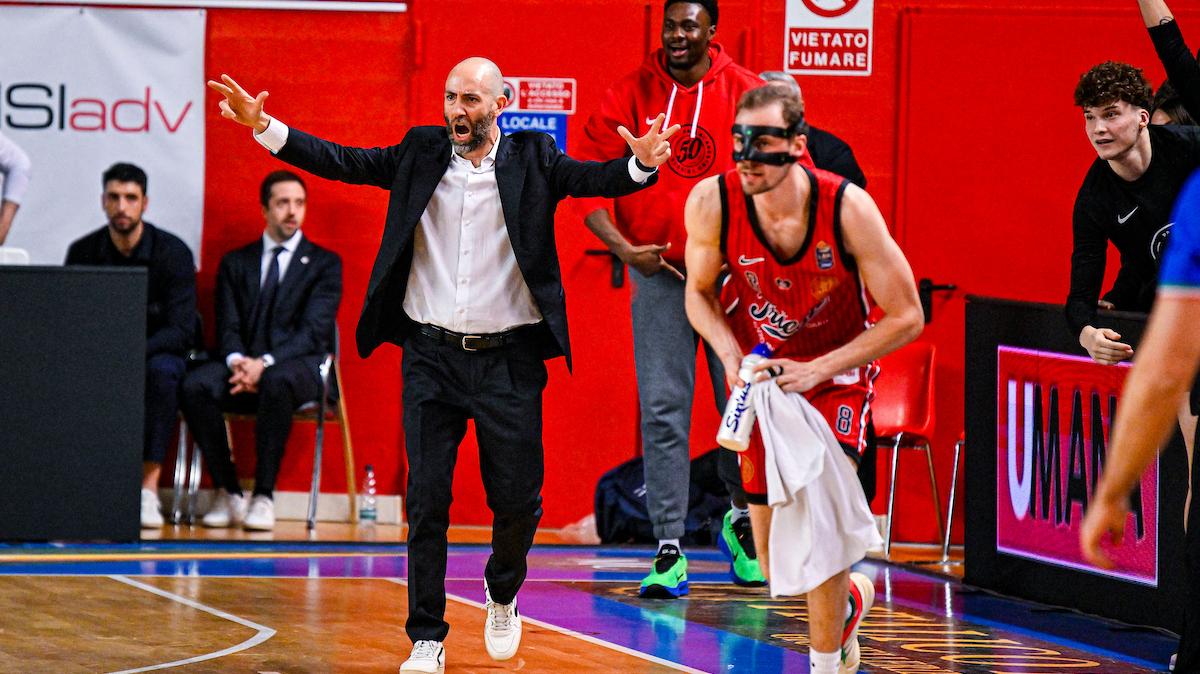 Trieste–Brescia, Taccetti presenta uno scontro ad alta intensità al PalaTrieste