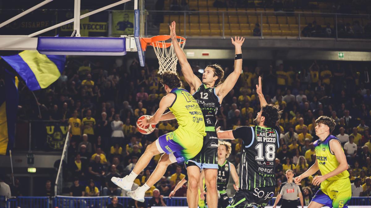 LIVE Serie B Playoffs | Vigevano- Faenza  diretta 3Q 41-49 5' 