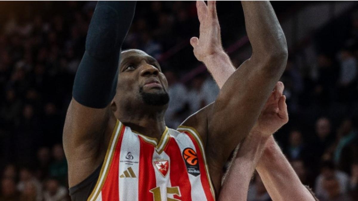 A Istanbul Efes irriconoscibile: la Stella Rossa domina con uno strepitoso Jordan Nwora