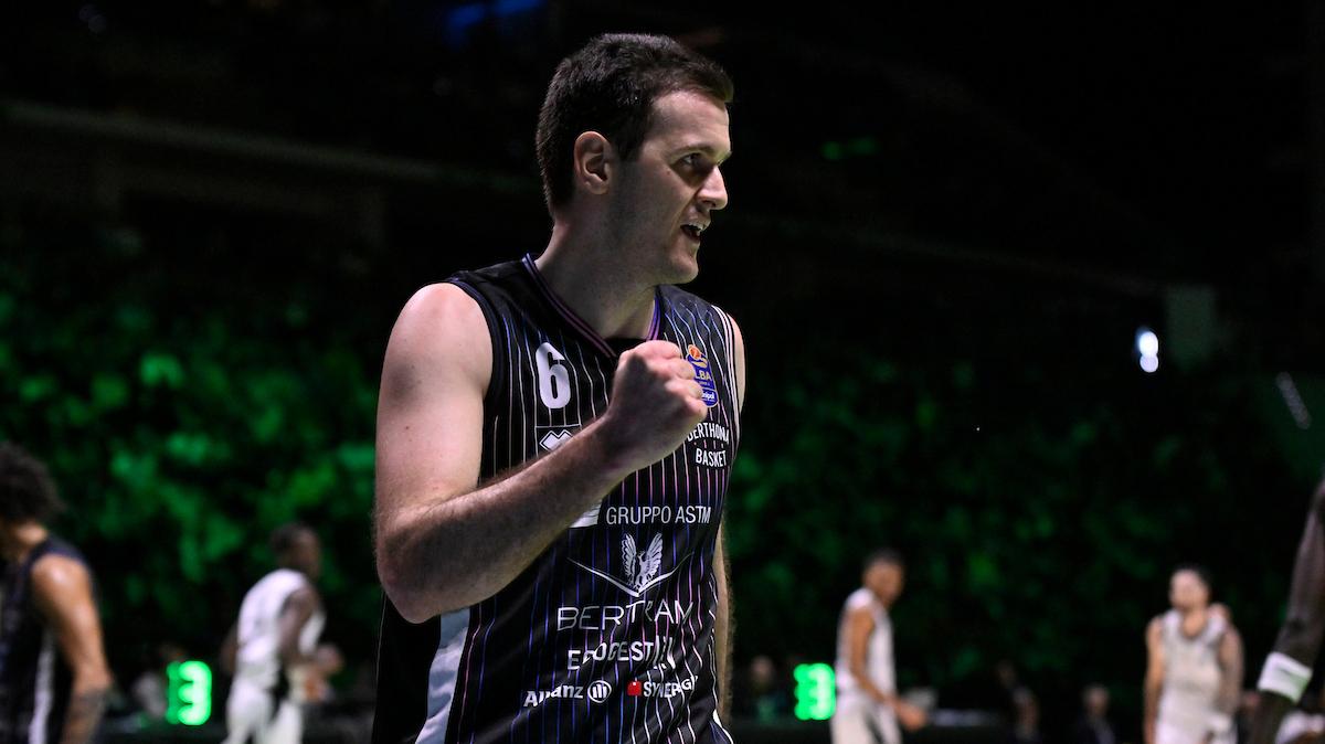 Andrea Pecchia: «Contro l'Olimpia è una finale: tutto può succedere»