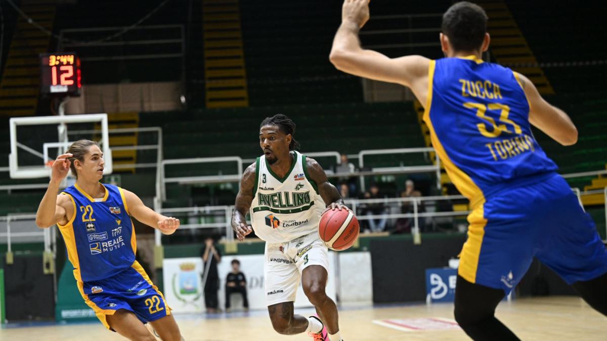 A2 - Reale Mutua Torino crolla malamente al PaladelMauro di Avellino Basket