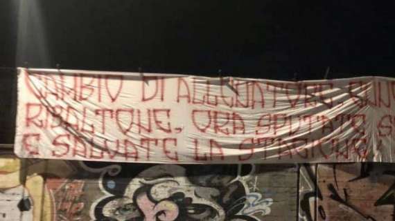 LBA - Varese, lo striscione degli Arditi: "Ora sputate sangue e salvate la stagione"