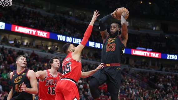 NBA - LeBron James evita un'altra umiliazione a Chicago