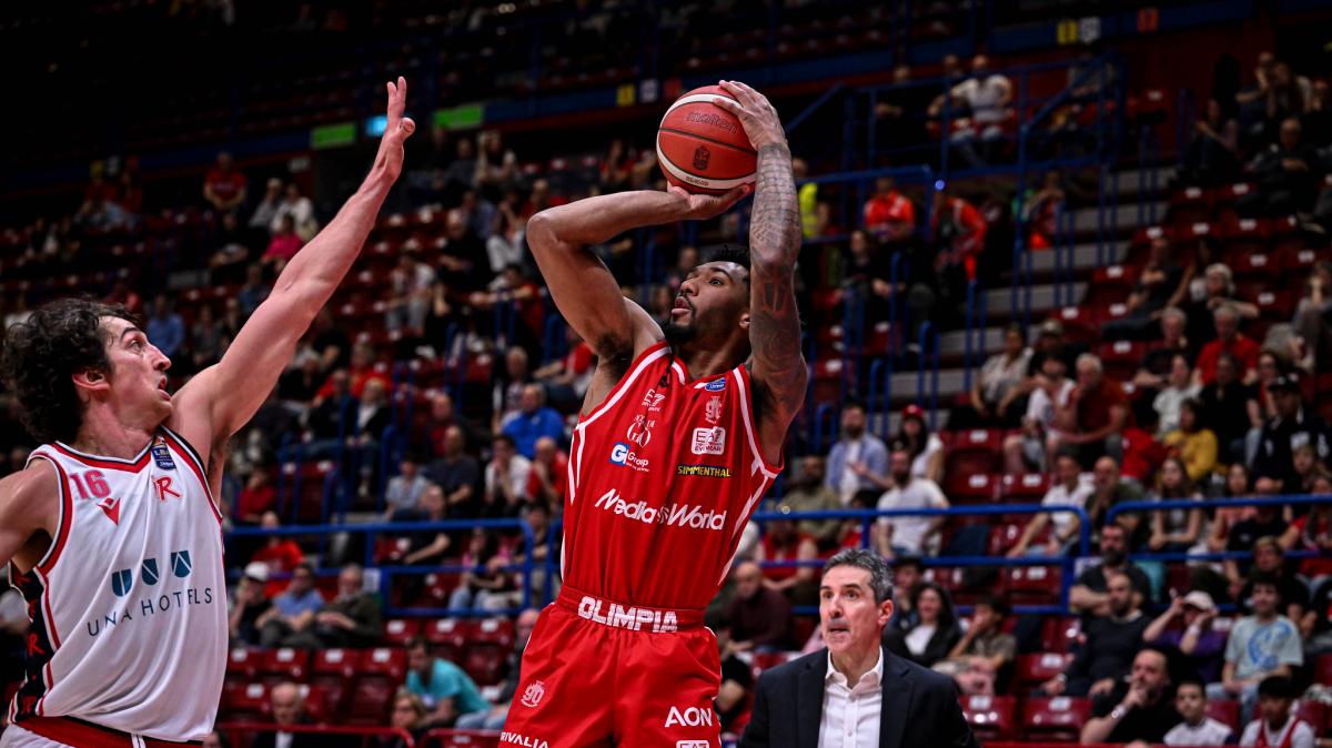 Olimpia Milano vs Reggio Emilia: diretta 1Q 19-12 6'