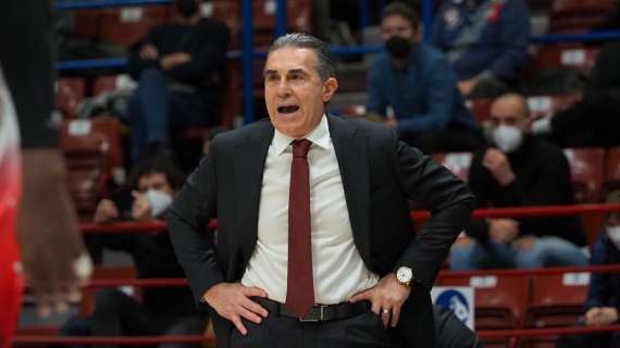 EuroLeague - La box-and-one irrita Mike James, Scariolo gli risponde per le rime