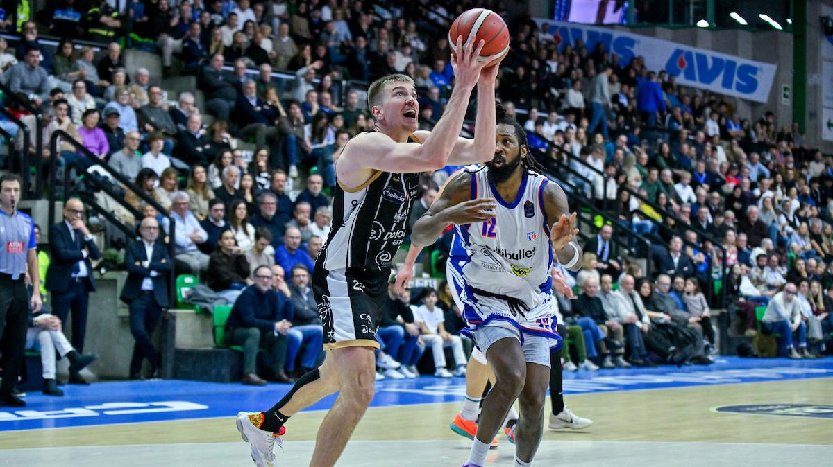 Trento in Germania, c'è il Chemnitz. Aldridge: «Obiettivo sarà riuscire a mantenere questo livello»