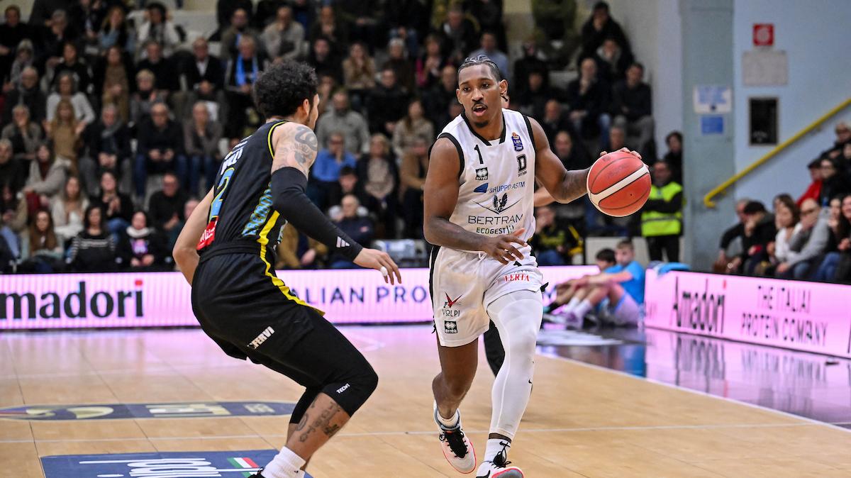 LIVE | Vanoli Cremona vs Bertram Derthona: diretta intervallo 36-45