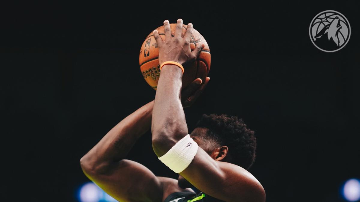 NBA Cup - Si accende Edwards: Jazz travolti a Minneapolis dal Wolves