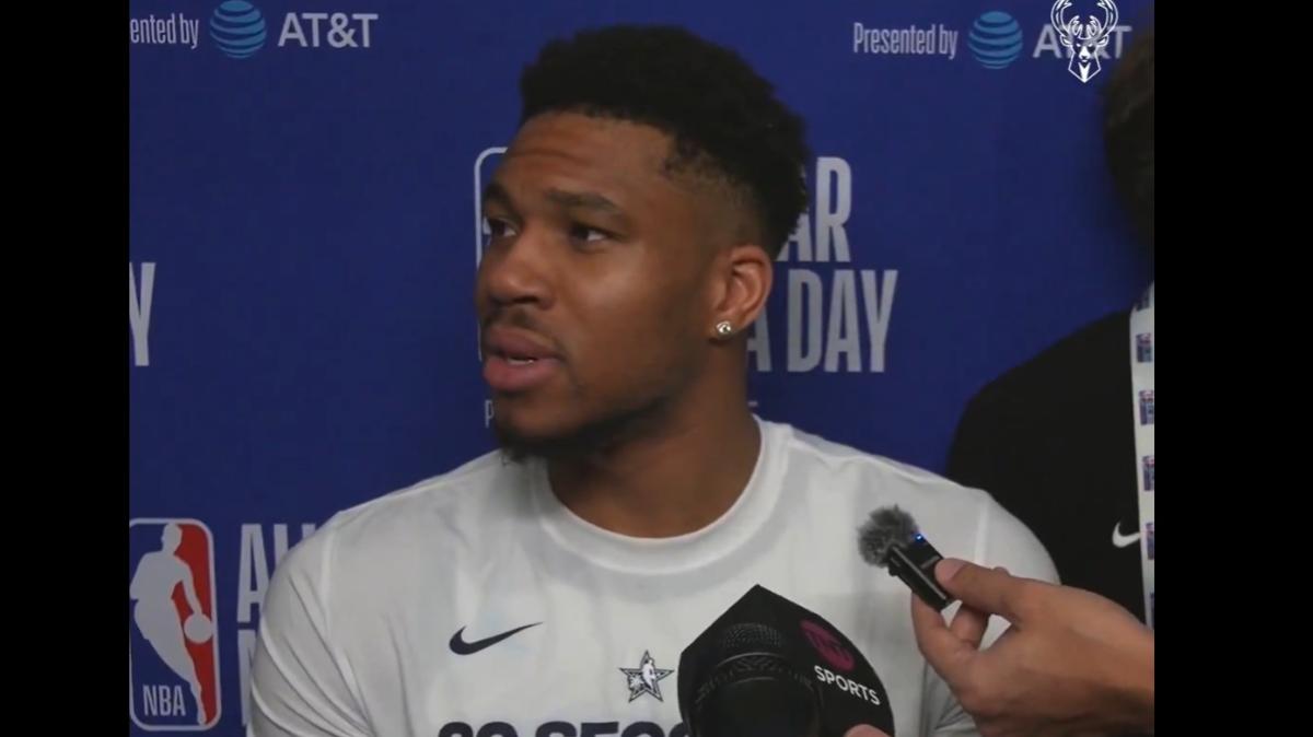 Giannis Antetokounmpo vicino al ritorno in campo: «Mi sento bene. Mi sento al 100%»