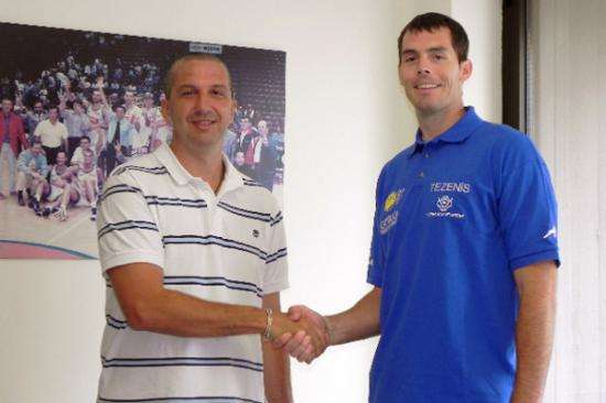 Coach De Raffale con Keith Waleskowski