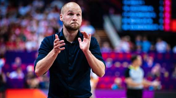 Arbitri e finale di gara con la Polonia: lo sfogo del coach islandese Craig Pedersen