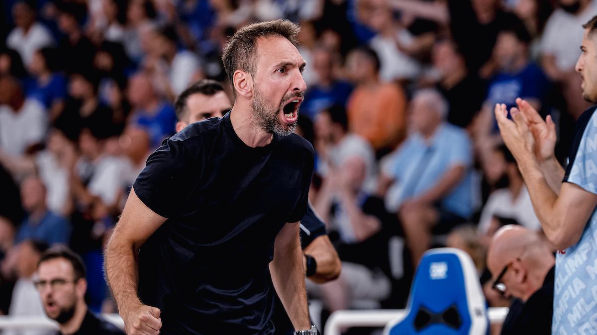 Peppe Poeta: «Troppo nervosi. Arbitri? Non ne parlo. Non interpretato il metro»