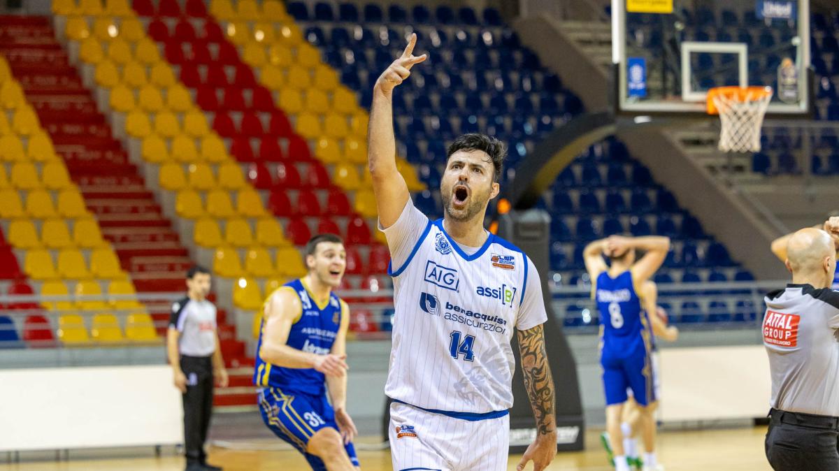 Serie B - Benacquista, al Palasport di Cisterna arriva Golfo Piombino