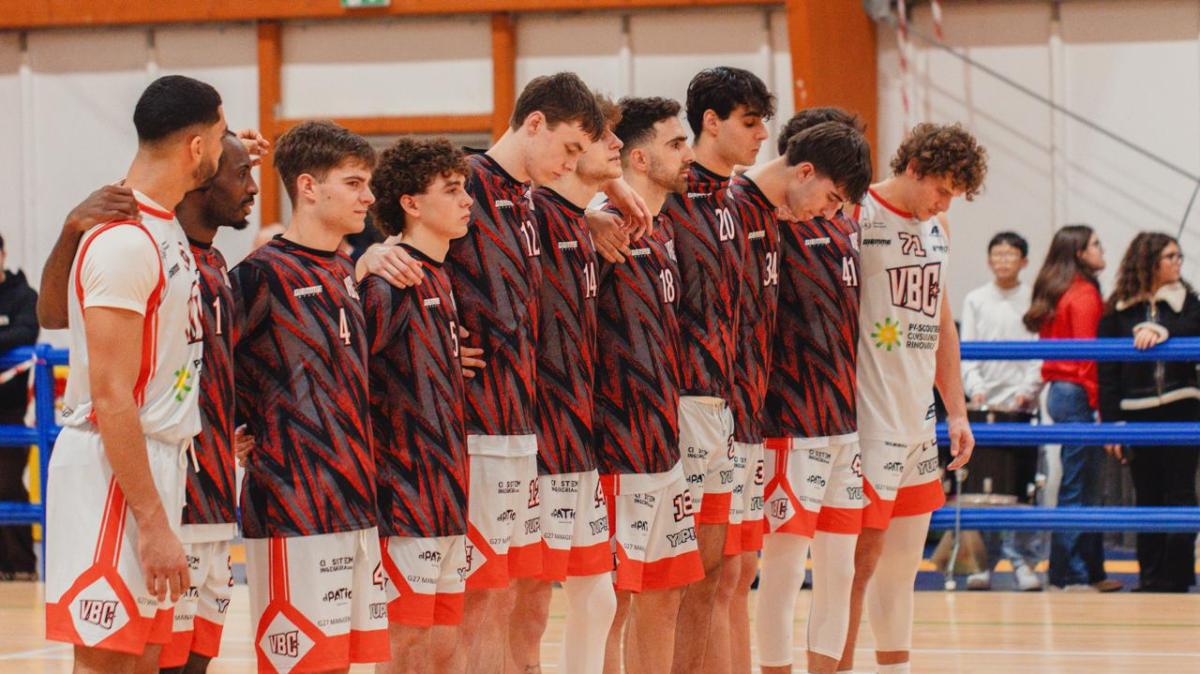 Serie B - Show biancorosso: Valentino Castellaneta travolge Adria Bari