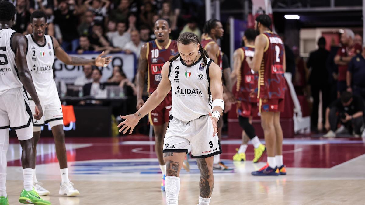 Carsen Edwards eguaglia Sasha Danilovic: unici a segnare 8 triple in una gara di playoff