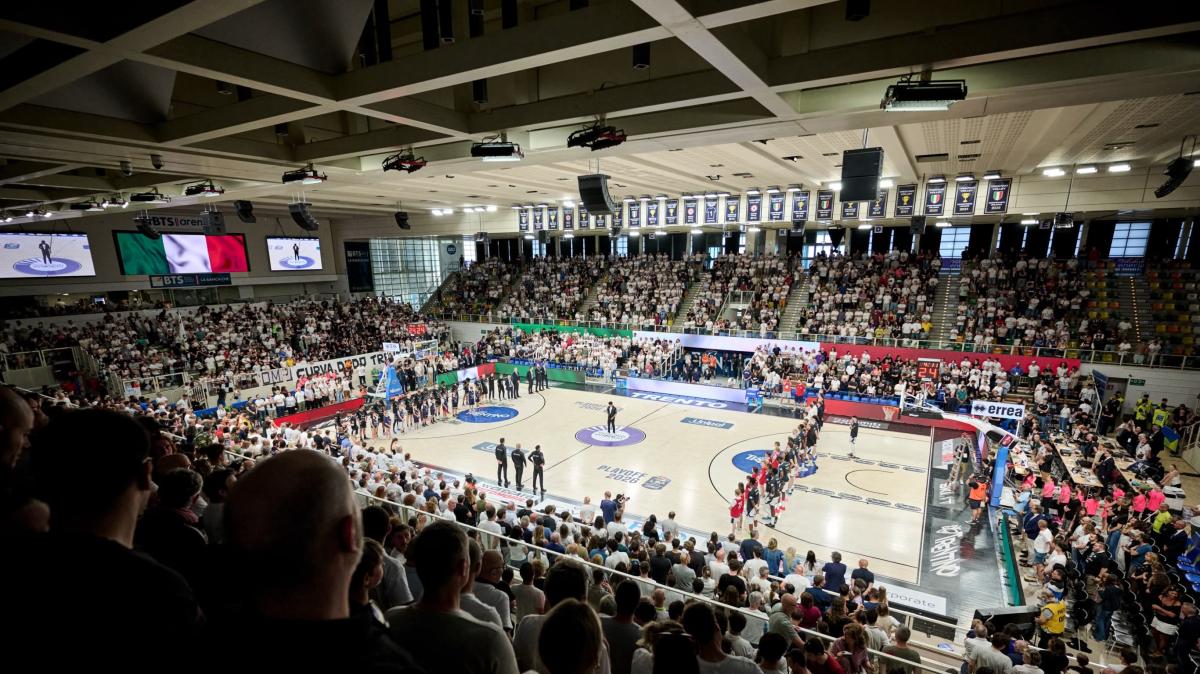 EuroCup, Trento valuta la licenza pluriennale. C'è il nodo capienza
