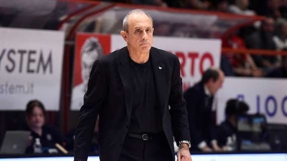 Olimpia, Messina: «Le sconfitte con Olympiacos e Bayern ci hanno fatto male»