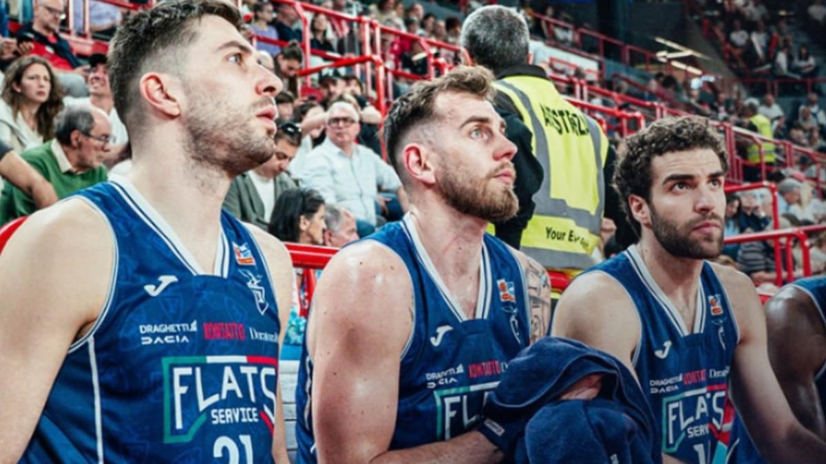 Forlì è già in vacanza, la Fortitudo passeggia all'Unieuro Arena