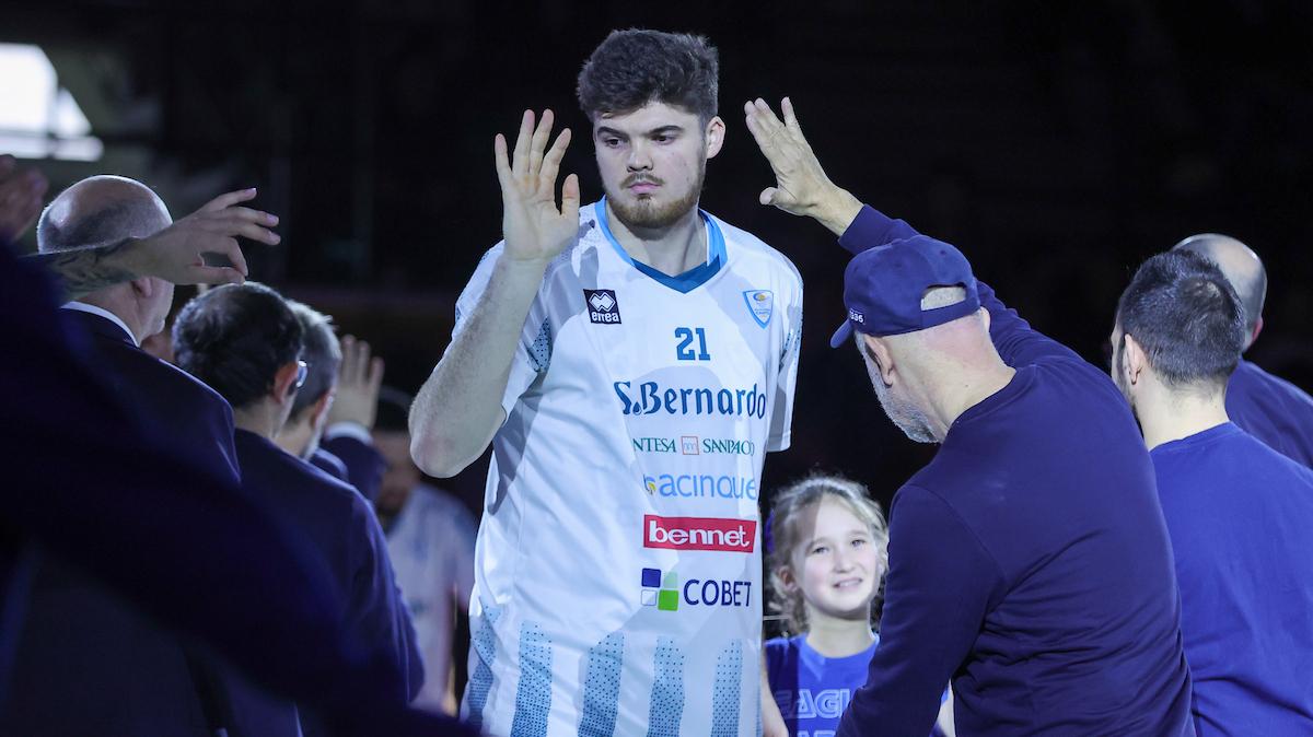 C'è una questione Grant Basile a Cantù: cosa ha detto De Raffaele