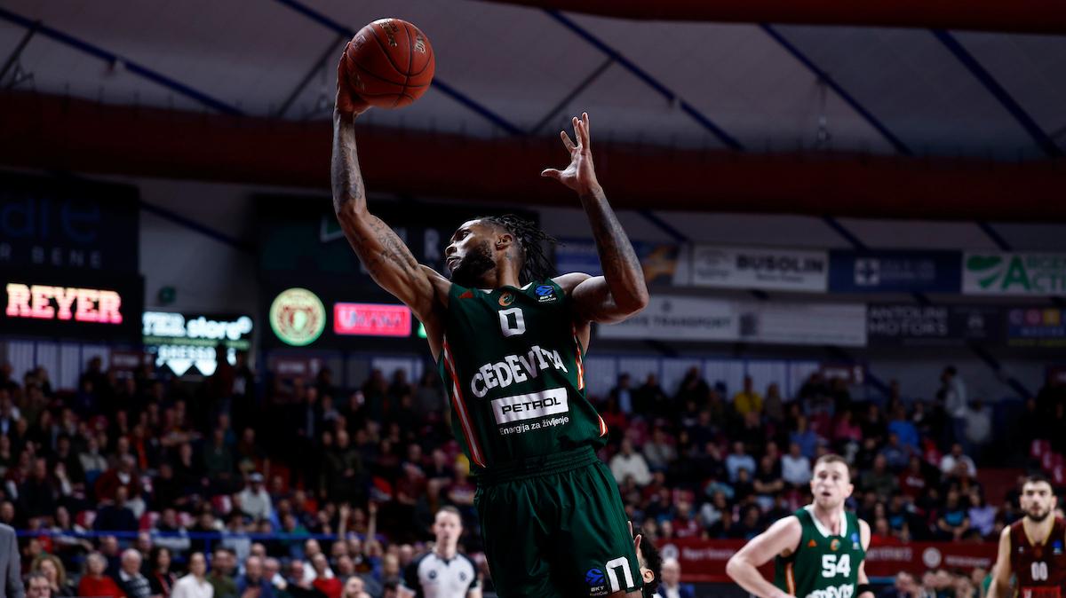 Per la rifondazione del Baskonia si tratta DJ Stewart del Cedevita