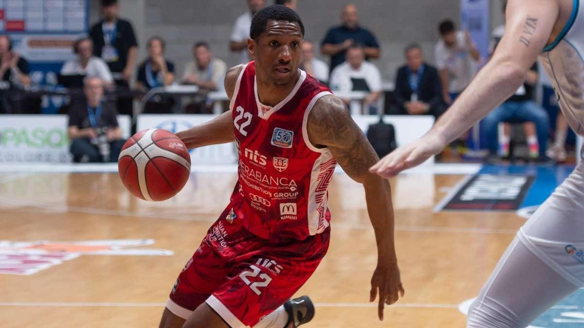 Cantù, tesserato Gerald Robinson: esordio contro Trieste