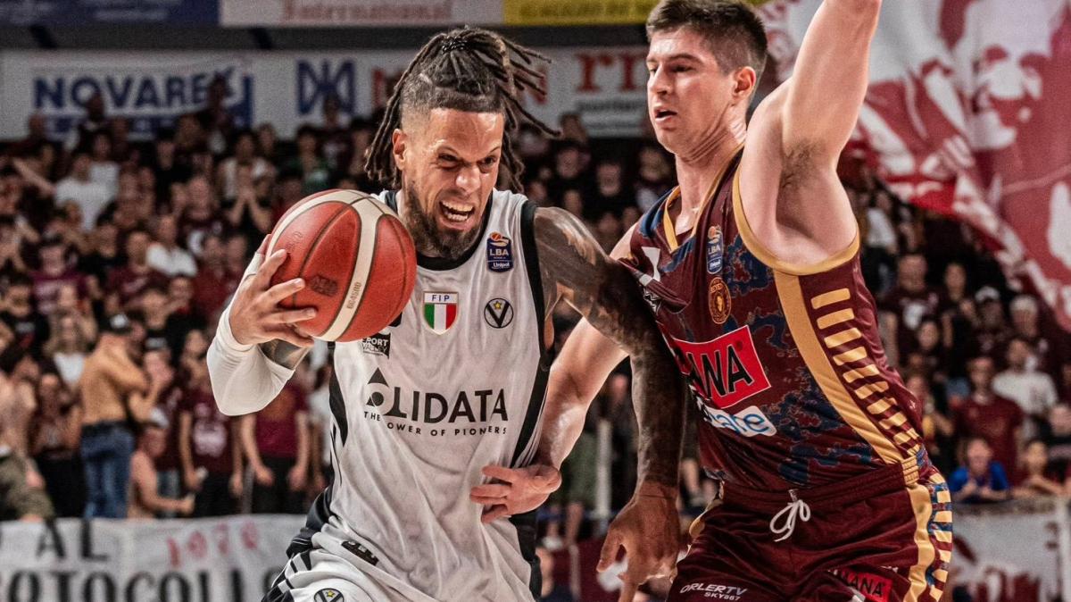 Ricorso accolto, ridotta la squalifica di Daniel Hackett: il capitano Virtus in campo a Gara 4
