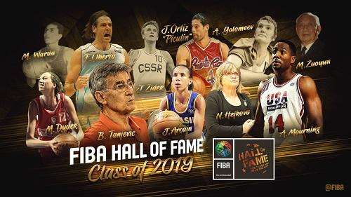 FIBA - Classe 2019 Hall of Fame con Bogdan Tanjevic e Alonzo Mourning