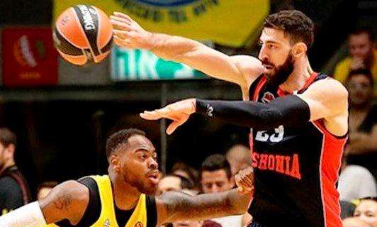 EuroLeague - Il Baskonia lotta fino alla fine, ma la vittoria è del Maccabi Tel Aviv