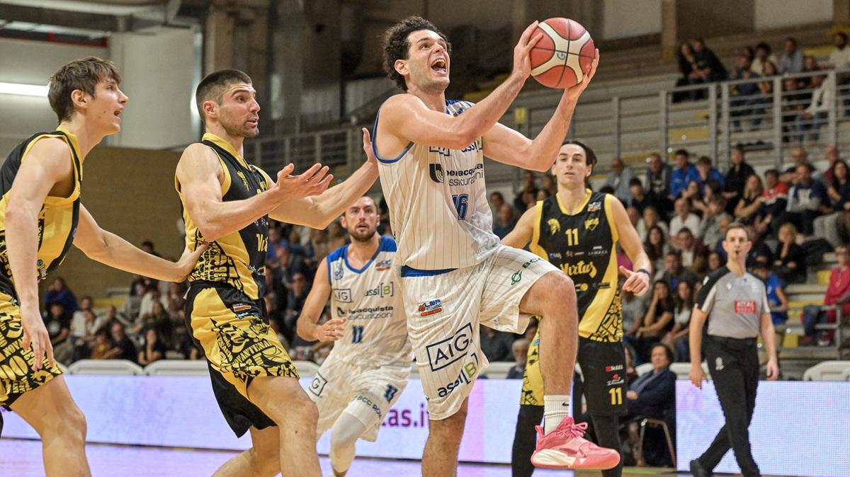 Serie B - Benacquista Latina, vittoria di carattere contro la Virtus Imola
