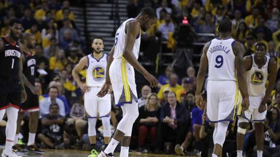 NBA - Warriors, l'infortunio al polpaccio di Durant più grave del previsto