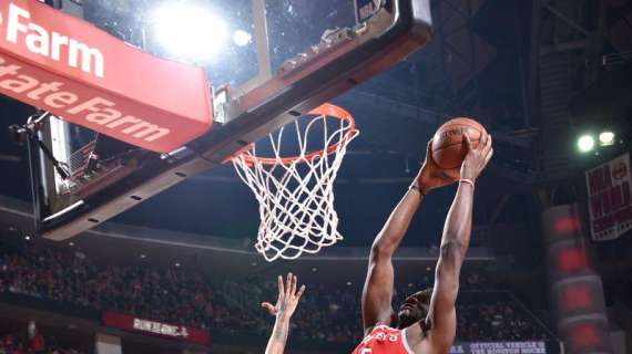NBA - Houston Rockets spingono San Antonio fuori dai playoff