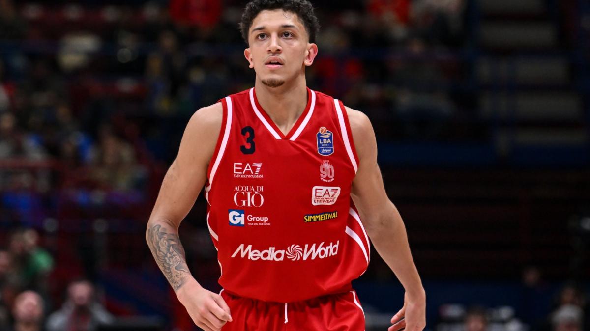 LIVE | Cantù vs Milano, diretta 1Q (i 12 di Poeta, rientra Mannion)