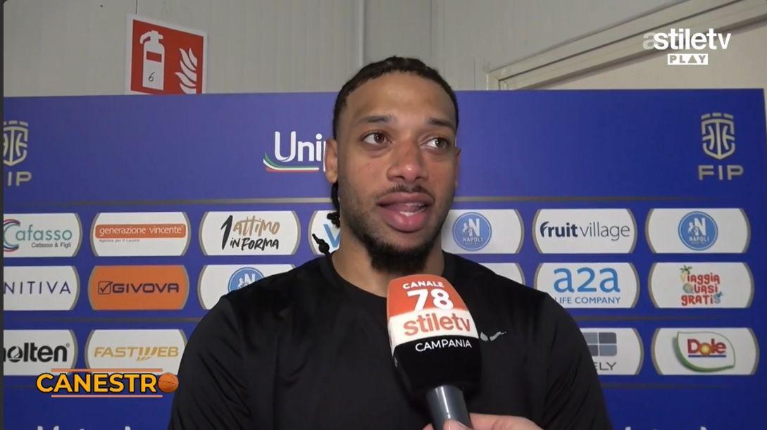 Napoli, Savion Flagg orgoglio texano: "Gruppo connesso, puntiamo tutti ai playoff"